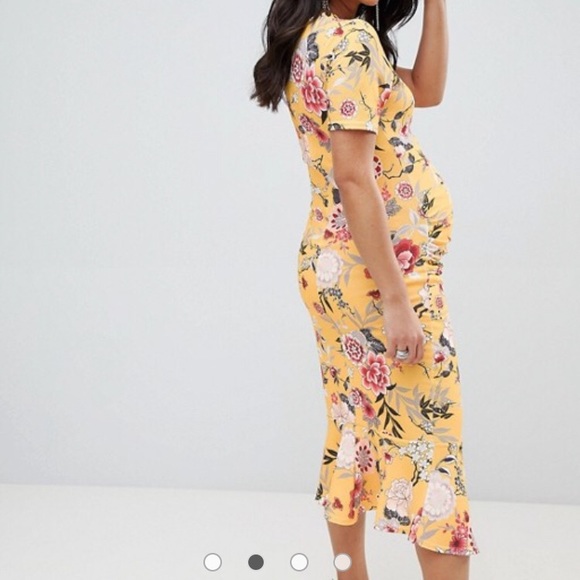 Maternity yellow floral fitted dress - Picture 2 of 3